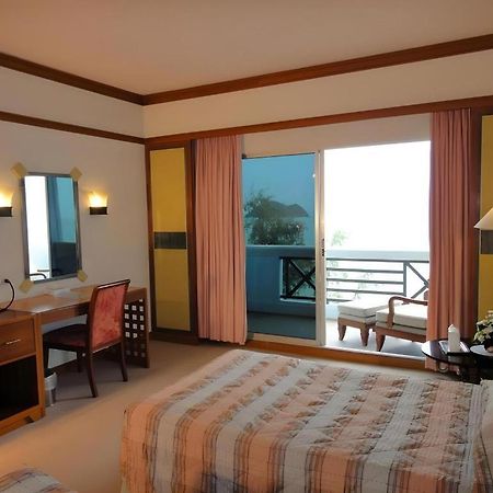 Bp Samila Beach Hotel & Resort Szongkhla Kültér fotó